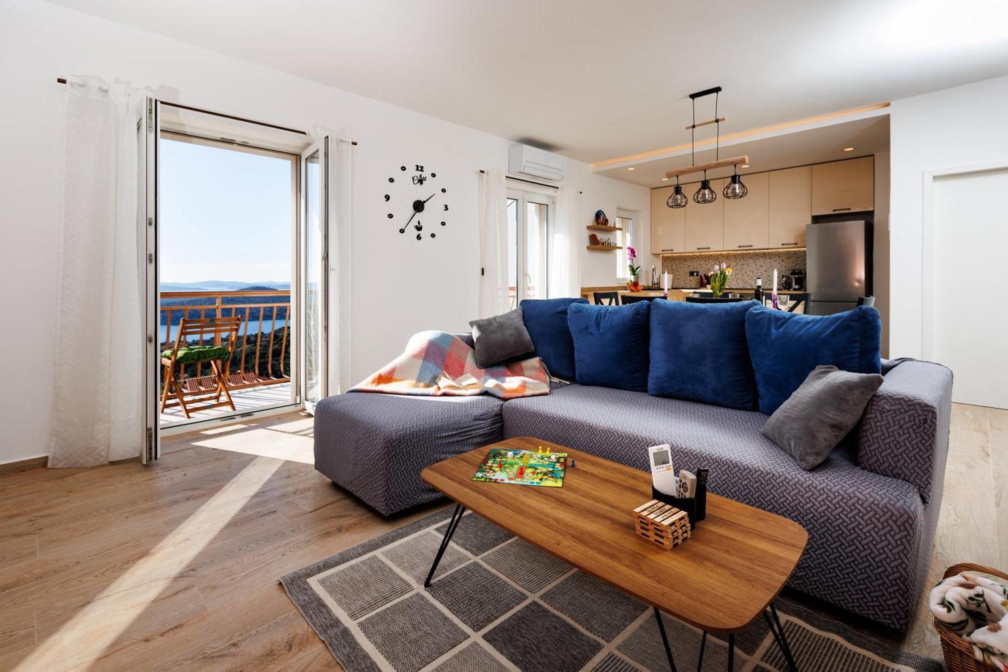 Summer Breeze Apartment - Quiet Place With A Spectacular View And A Garden Sibenik Bagian luar foto