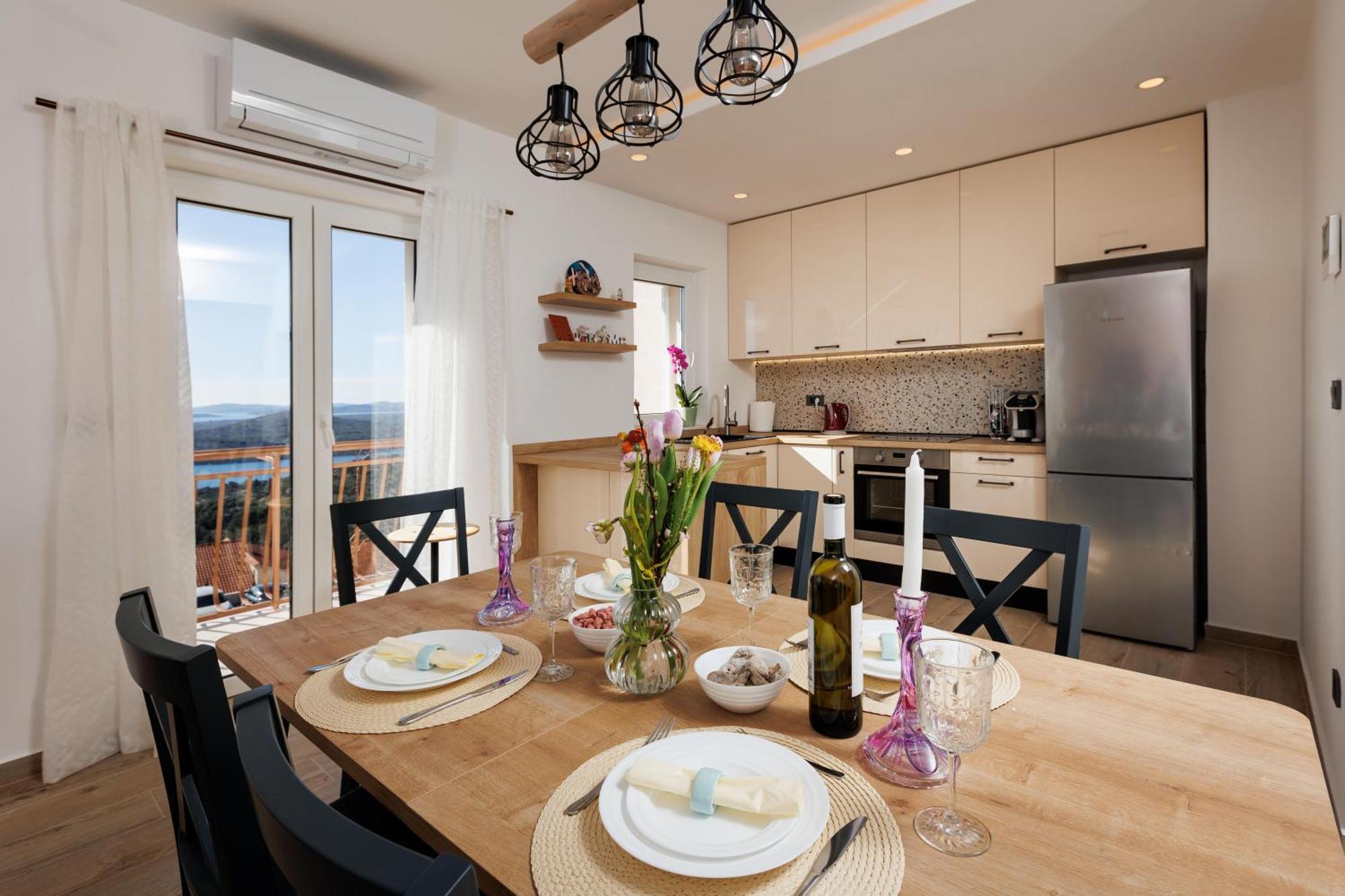 Summer Breeze Apartment - Quiet Place With A Spectacular View And A Garden Sibenik Bagian luar foto