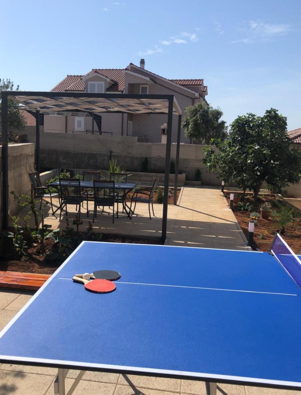Summer Breeze Apartment - Quiet Place With A Spectacular View And A Garden Sibenik Bagian luar foto