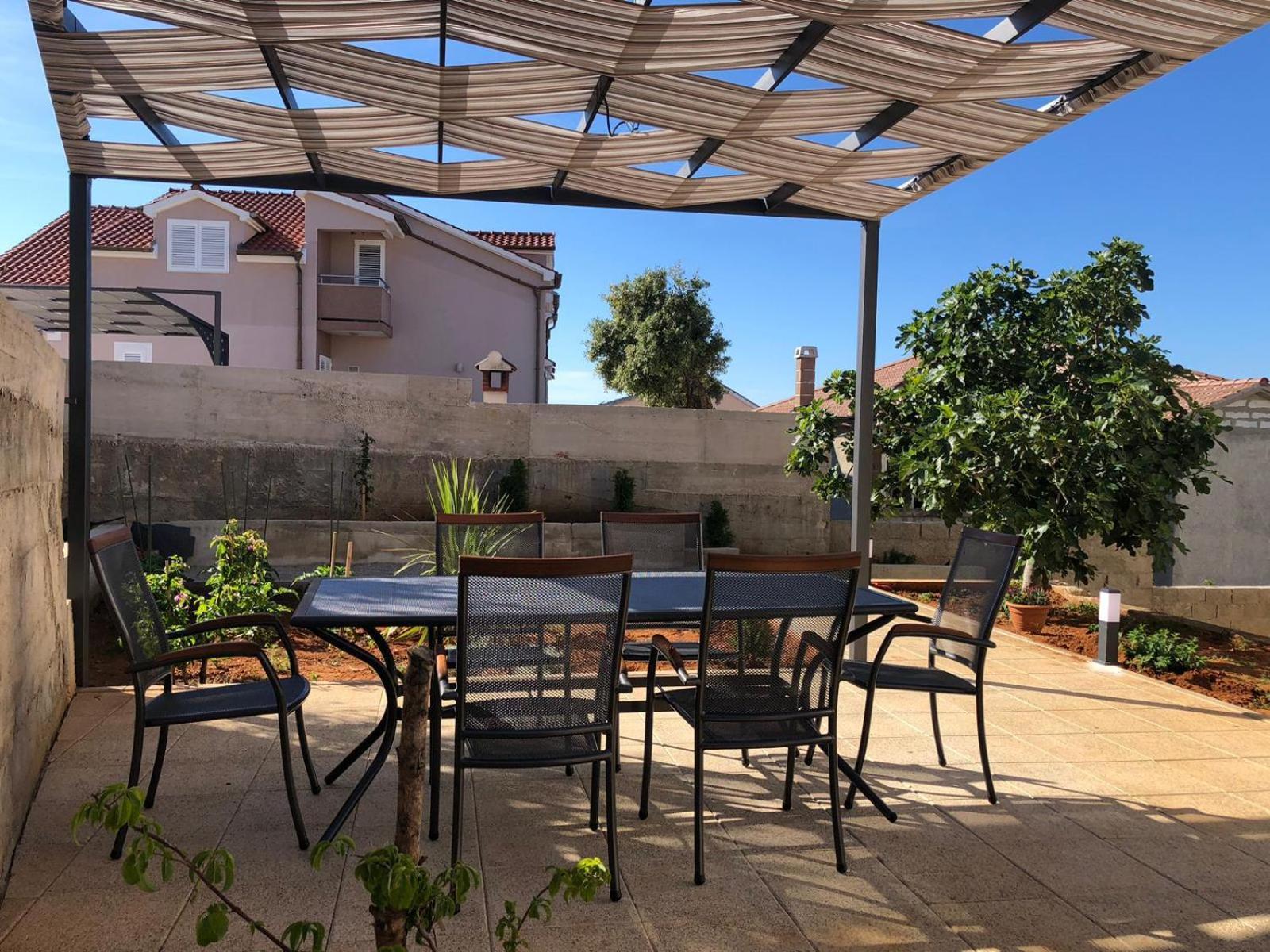 Summer Breeze Apartment - Quiet Place With A Spectacular View And A Garden Sibenik Bagian luar foto